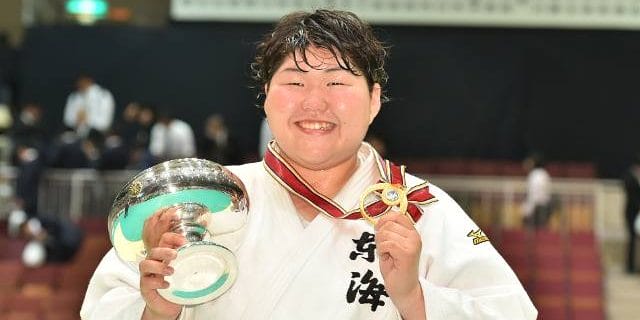 朝比奈沙羅