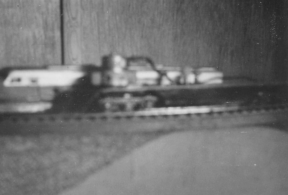 中学時代にボール紙と板から自作したHOゲージの車両